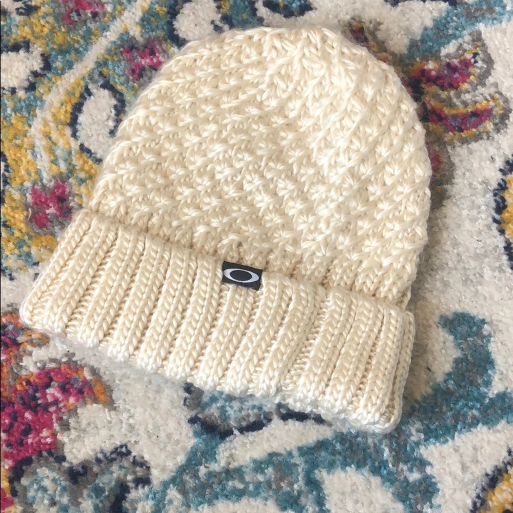 Oakley off-white knit beanie